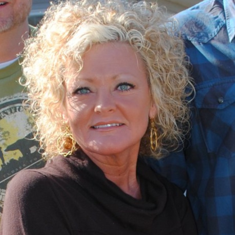 Meet your Posher, Angie